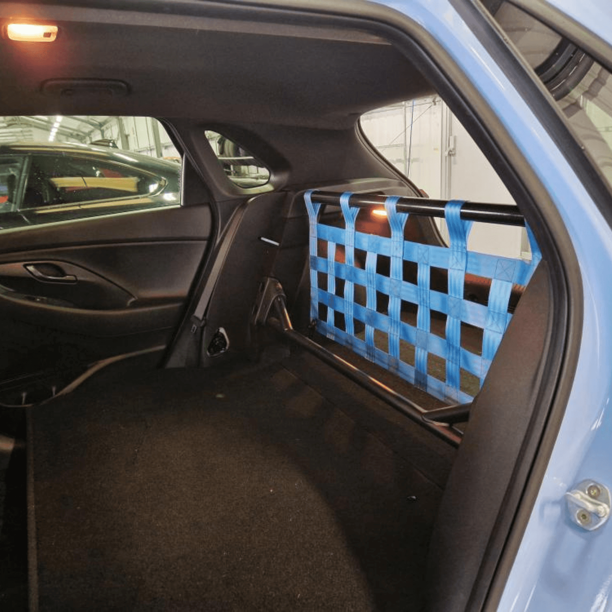 Hyundai i30N Strut bar and Cargo net