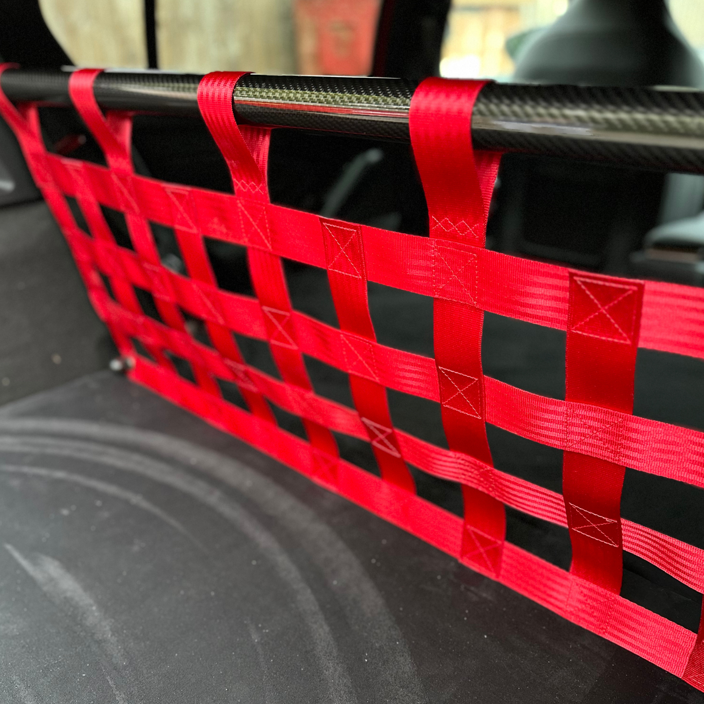 Ford Focus Mk4 ST Strut Bar and Cargo Net