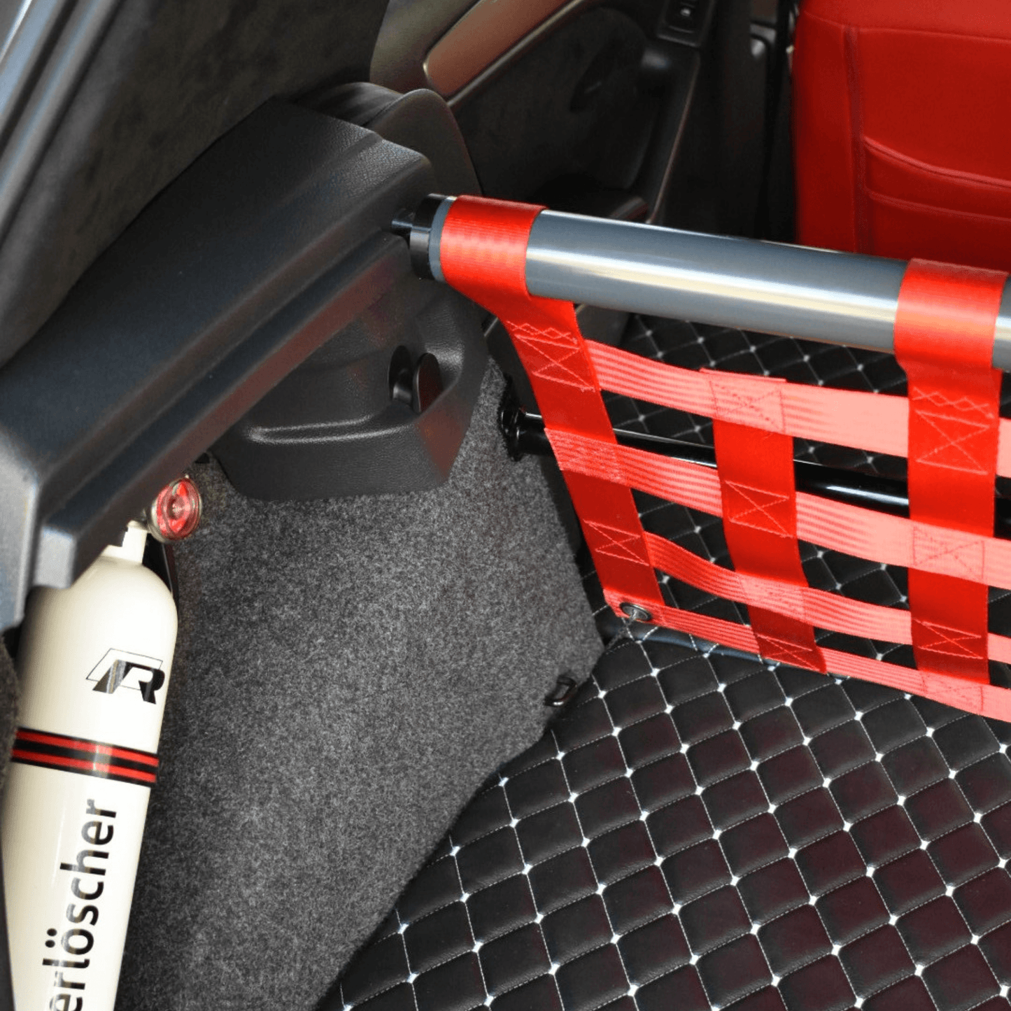 VW Golf Mk5 GTI R32 Strut bar and Cargo net