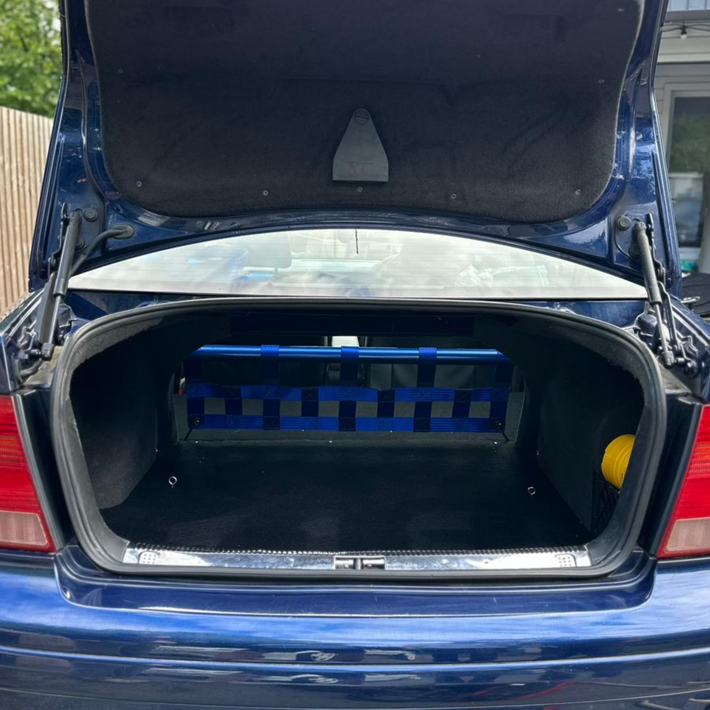 Volkswagen Bora 1J Strut Bar and Cargo Net